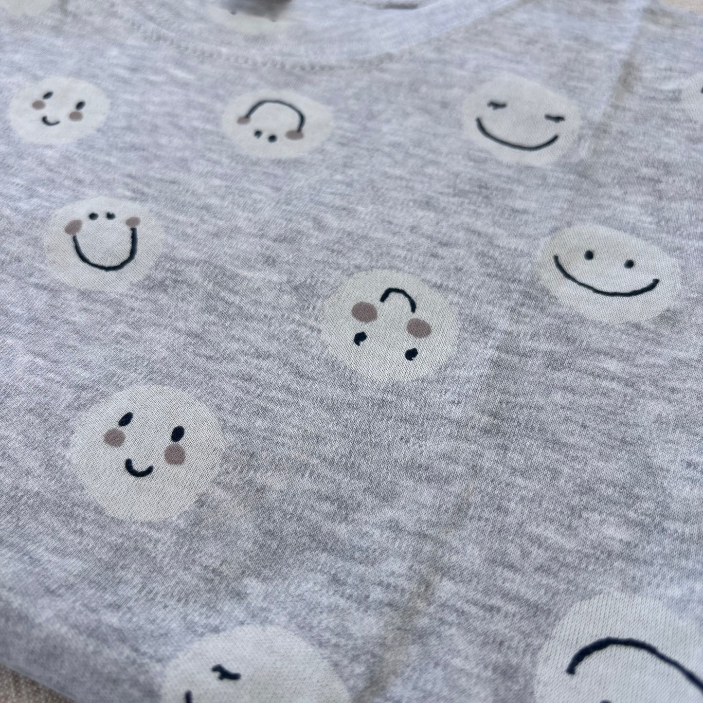 Smiley T-Shirt & Shorts - Grey